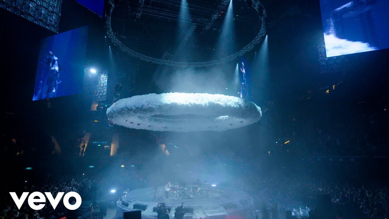 Ca7riel & Paco Amoroso: Live at Movistar Arena Trailer